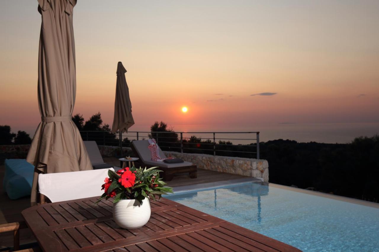 Tsakmakis Villas Luxury- Panoramic Sea View - Lefkada ซูกาเลดส์ ภายนอก รูปภาพ